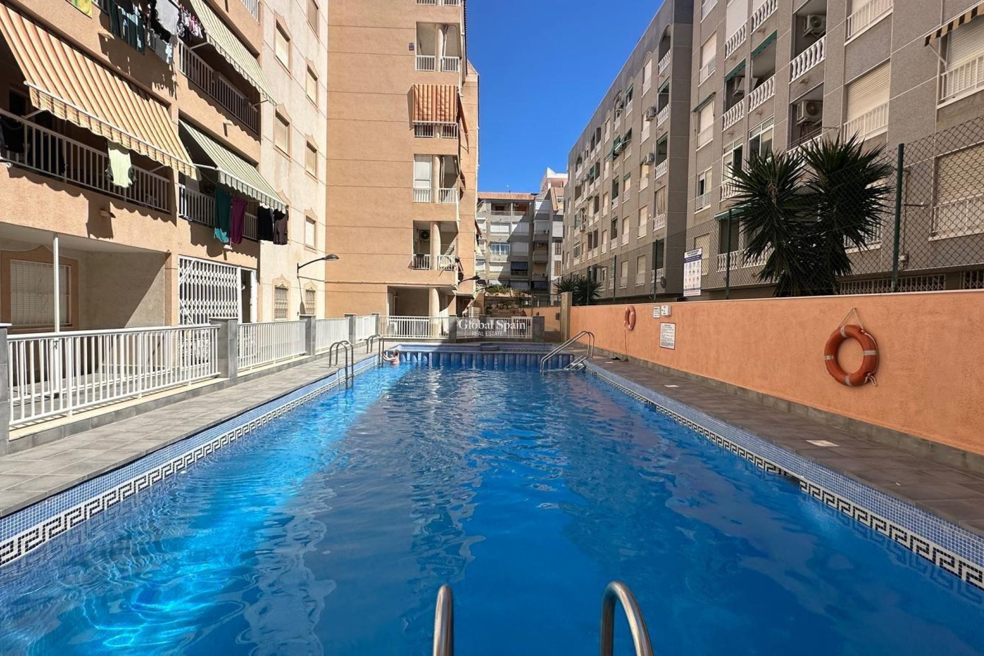 Wederverkoop - PENTHOUSE -
TORREVIEJA - Acequion