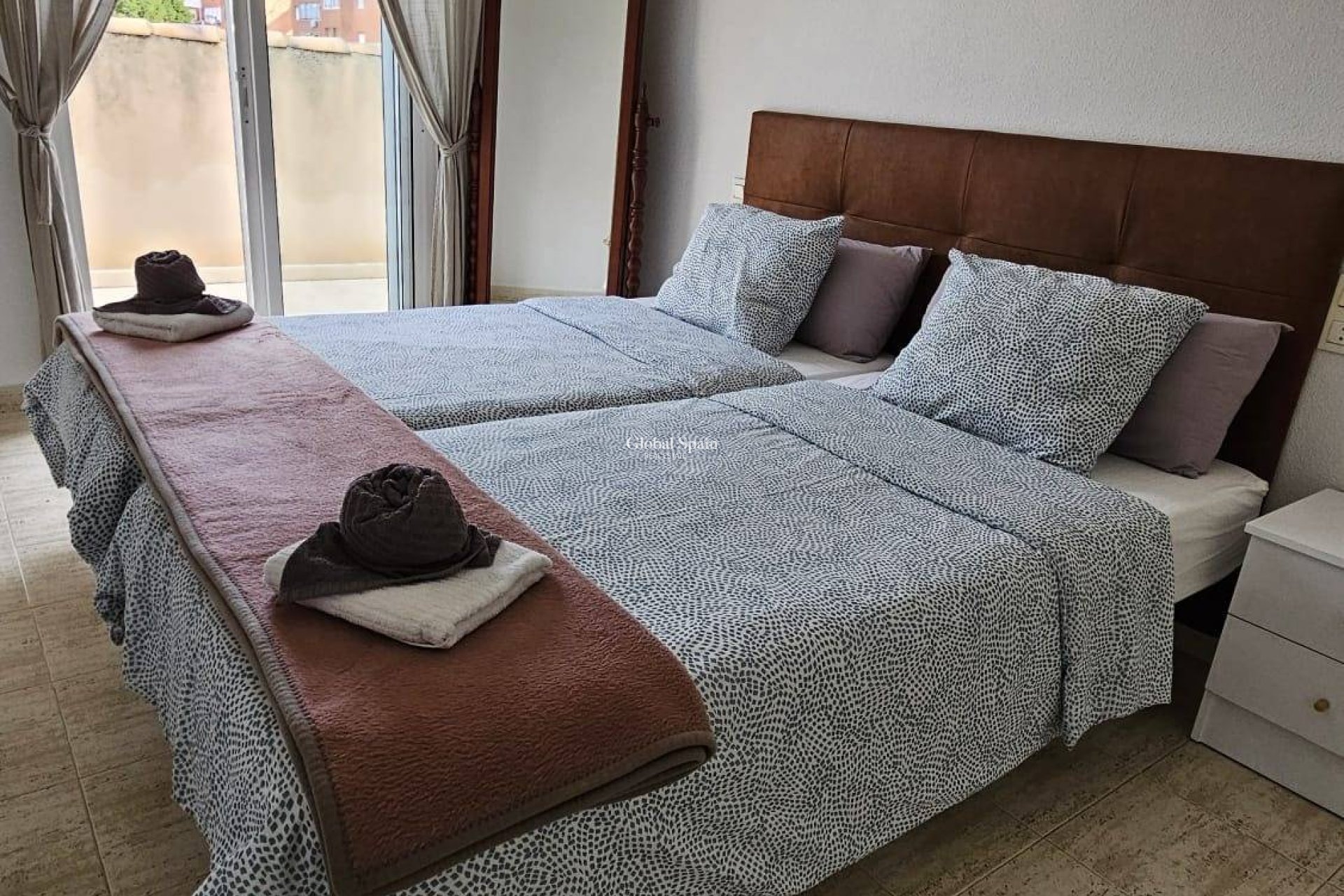 Wederverkoop - PENTHOUSE -
TORREVIEJA - Acequion