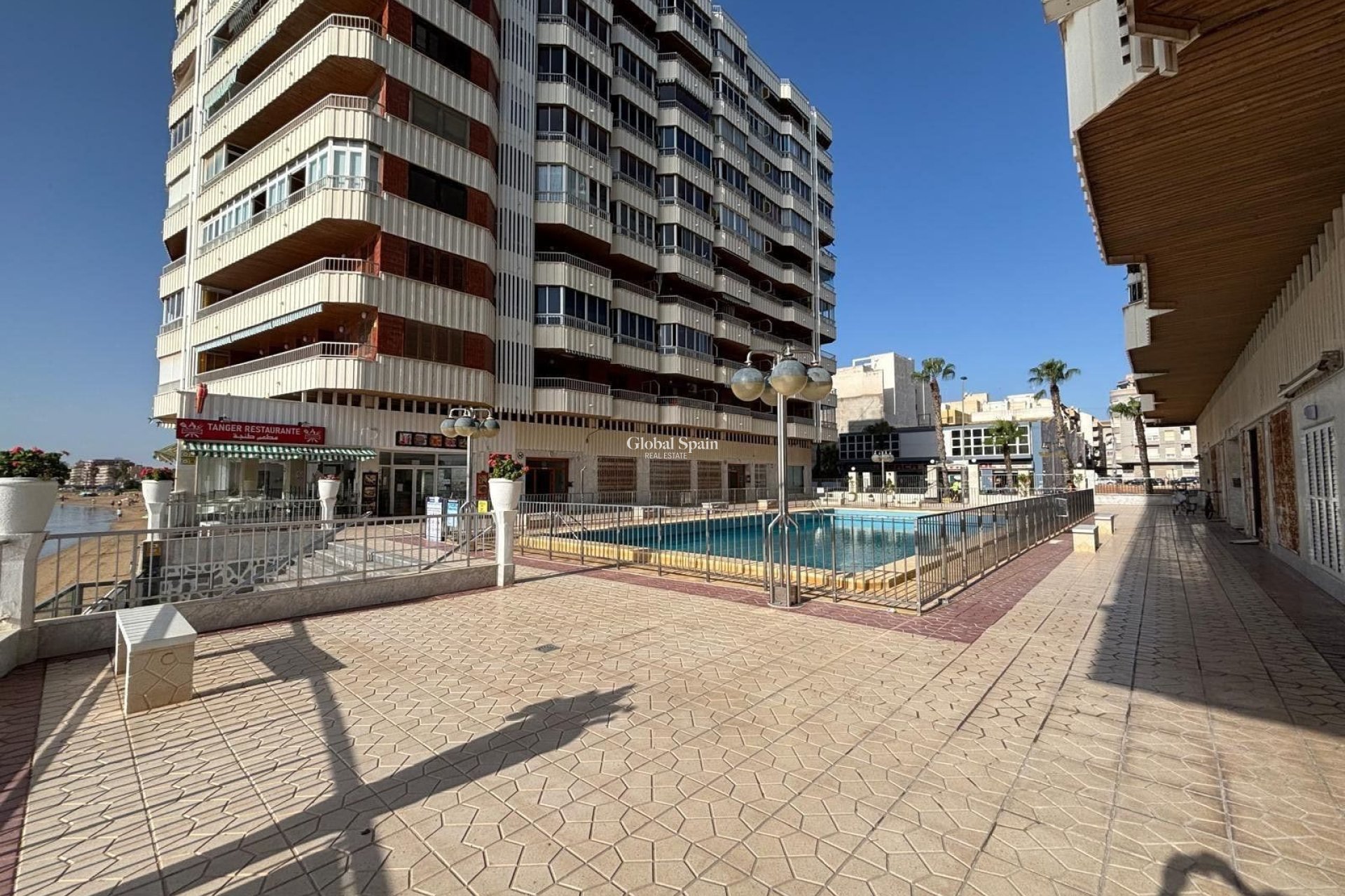 Wederverkoop - PENTHOUSE -
TORREVIEJA - Acequion