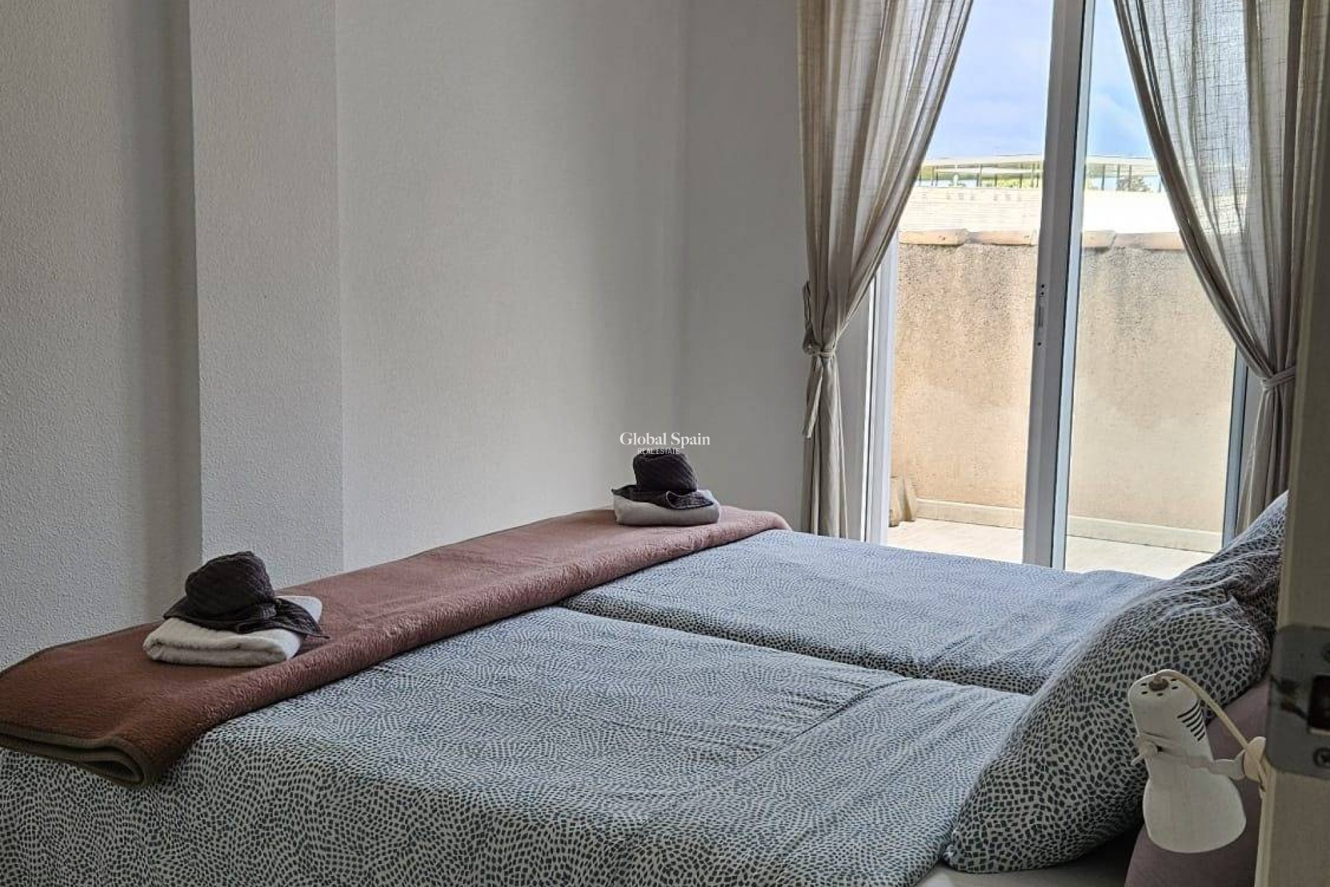 Wederverkoop - PENTHOUSE -
TORREVIEJA - Acequion