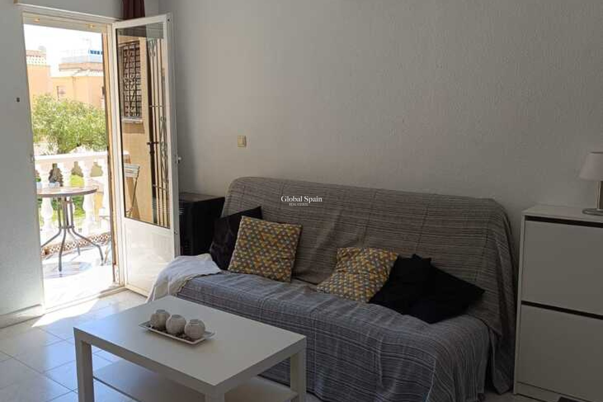 Wederverkoop - PENTHOUSE -
TORREVIEJA - Auguas Neuvas