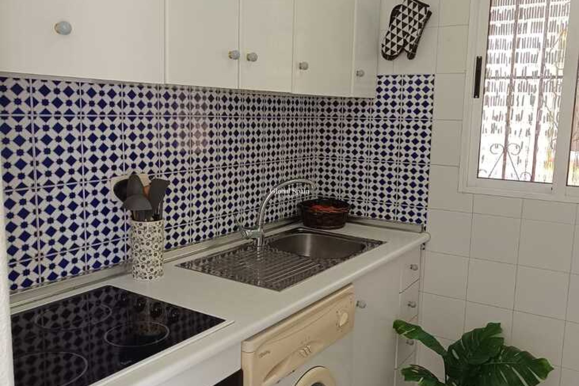 Wederverkoop - PENTHOUSE -
TORREVIEJA - Auguas Neuvas