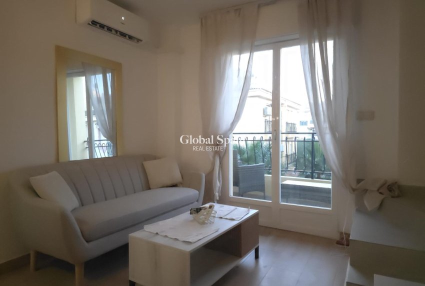 Wederverkoop - PENTHOUSE -
TORREVIEJA - Cala Ferris