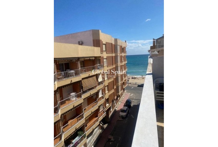Wederverkoop - Penthouse -
TORREVIEJA - Center