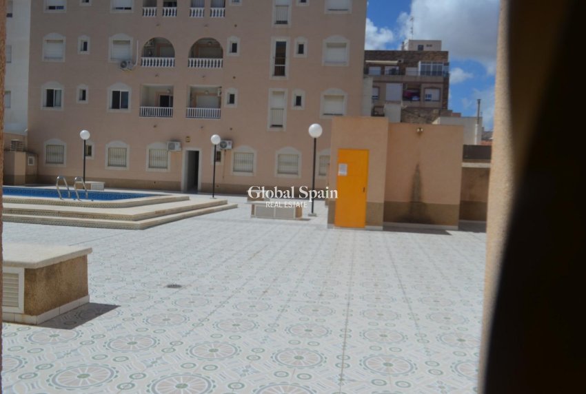 Wederverkoop - PENTHOUSE -
TORREVIEJA - Center
