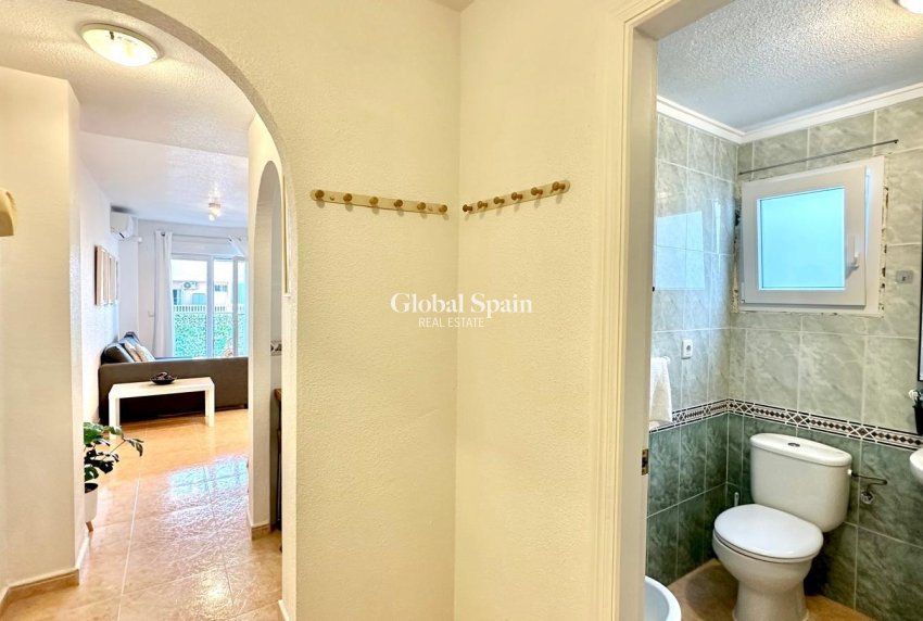 Wederverkoop - PENTHOUSE -
TORREVIEJA - Center