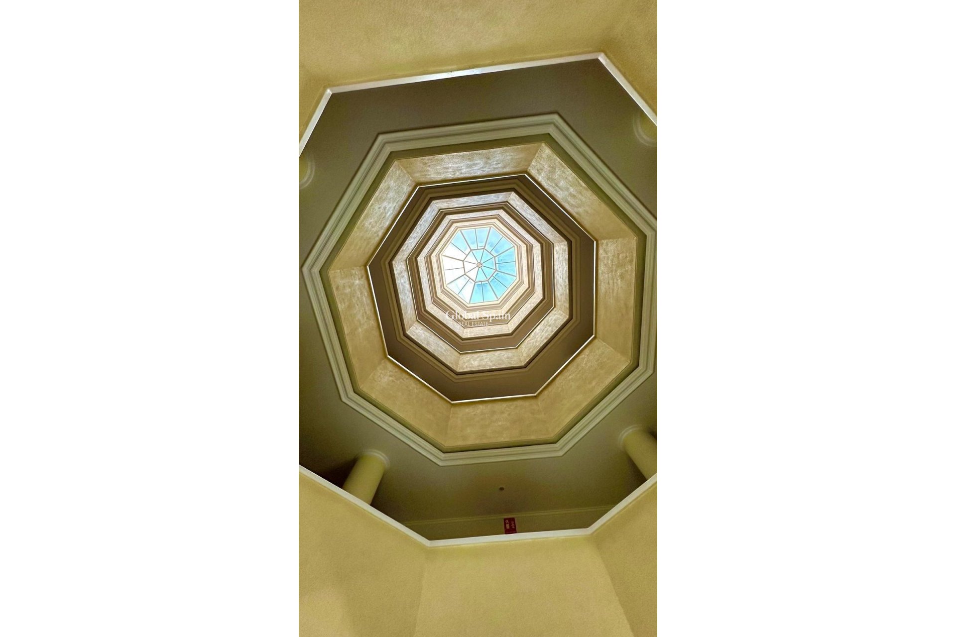 Wederverkoop - PENTHOUSE -
TORREVIEJA - Center