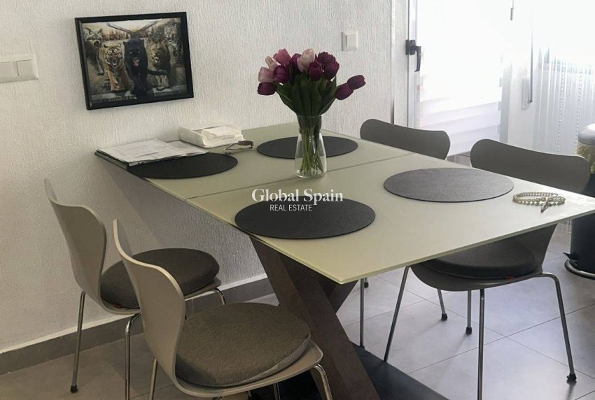 Wederverkoop - PENTHOUSE -
TORREVIEJA - Center