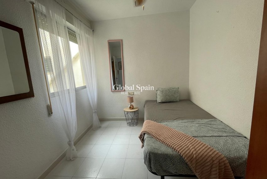 Wederverkoop - PENTHOUSE -
TORREVIEJA - Center