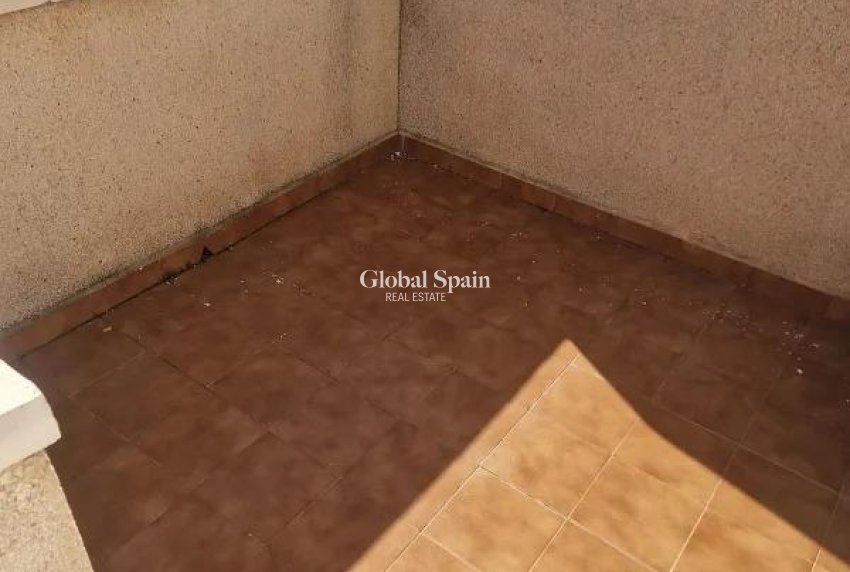 Wederverkoop - PENTHOUSE -
TORREVIEJA - Center