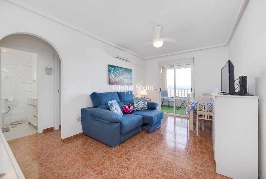 Wederverkoop - PENTHOUSE -
TORREVIEJA - Center