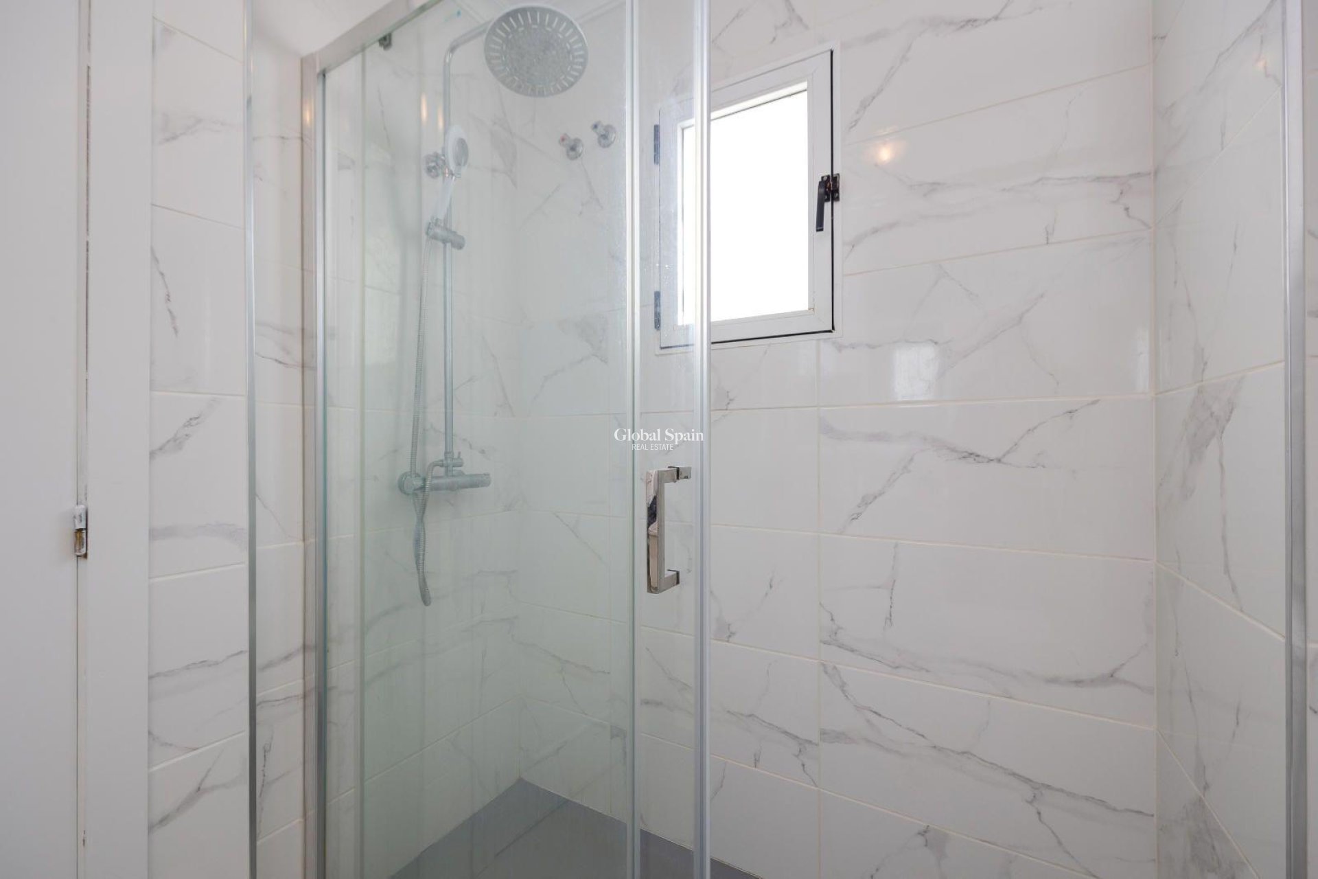 Wederverkoop - PENTHOUSE -
TORREVIEJA - Center