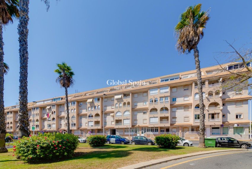 Wederverkoop - PENTHOUSE -
TORREVIEJA - Center