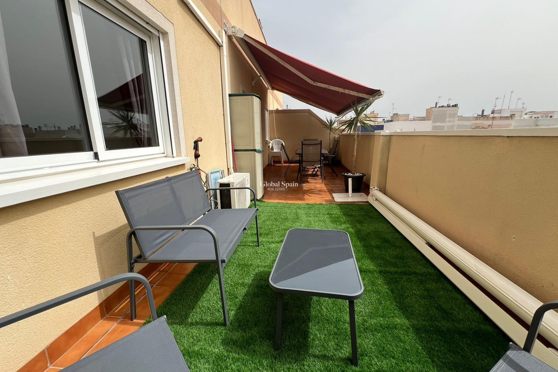 Wederverkoop - PENTHOUSE -
TORREVIEJA - Center