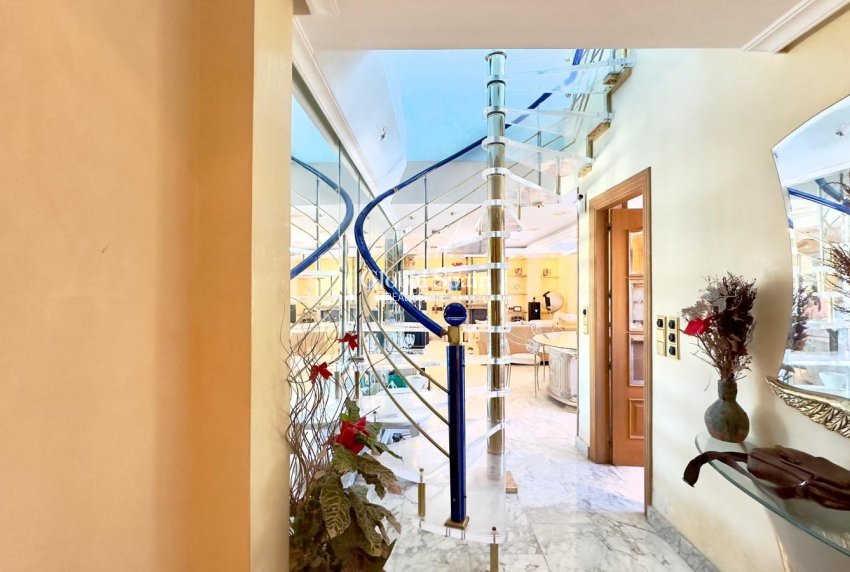 Wederverkoop - PENTHOUSE -
TORREVIEJA - Center