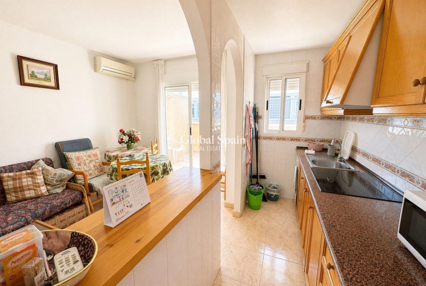 Wederverkoop - PENTHOUSE -
TORREVIEJA - Centro