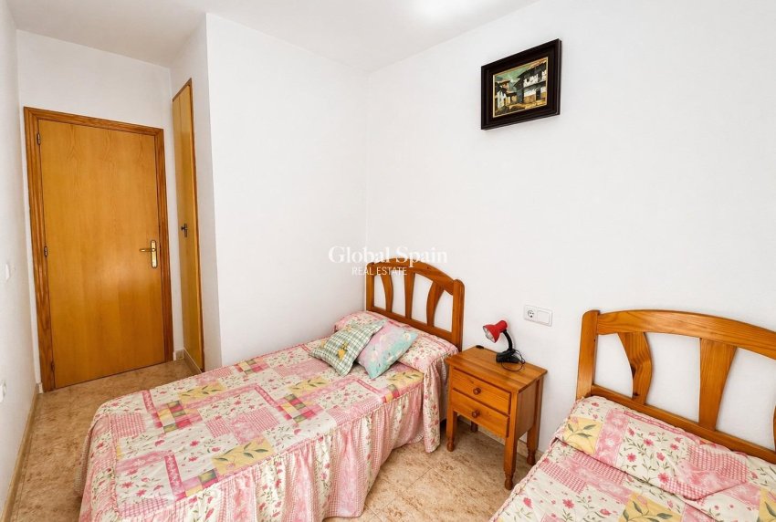Wederverkoop - PENTHOUSE -
TORREVIEJA - Centro