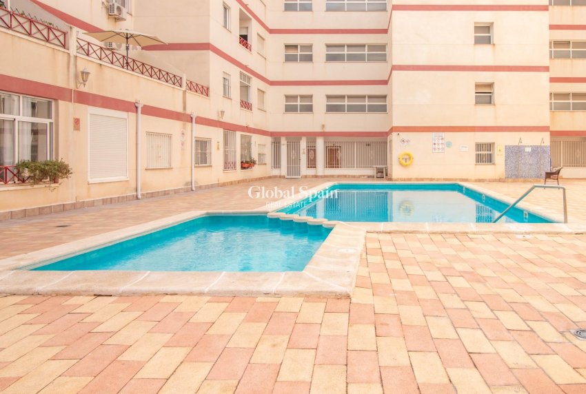Wederverkoop - PENTHOUSE -
TORREVIEJA - Centro