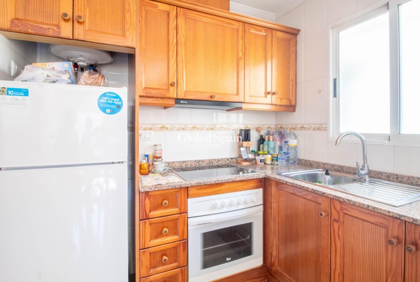 Wederverkoop - PENTHOUSE -
TORREVIEJA - Centro