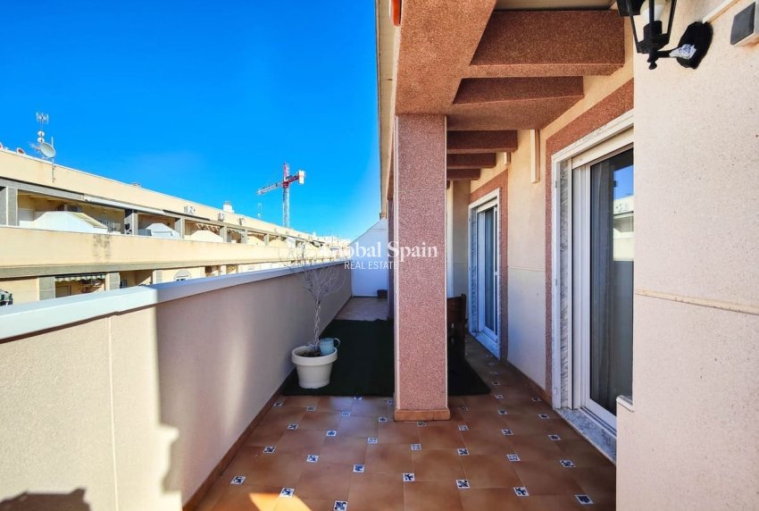 Wederverkoop - PENTHOUSE -
TORREVIEJA - Costa Blanca