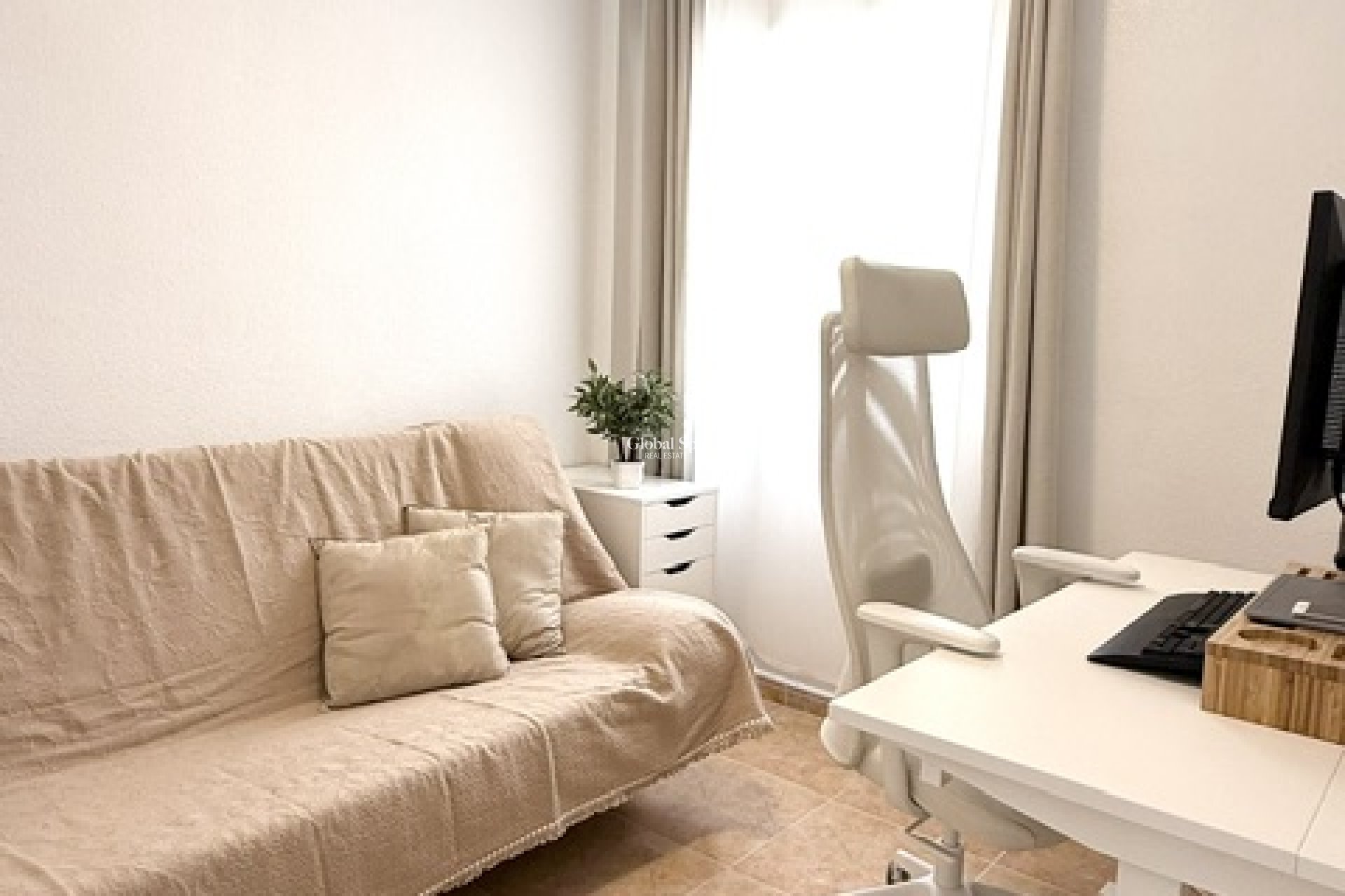 Wederverkoop - PENTHOUSE -
TORREVIEJA - Costa Blanca