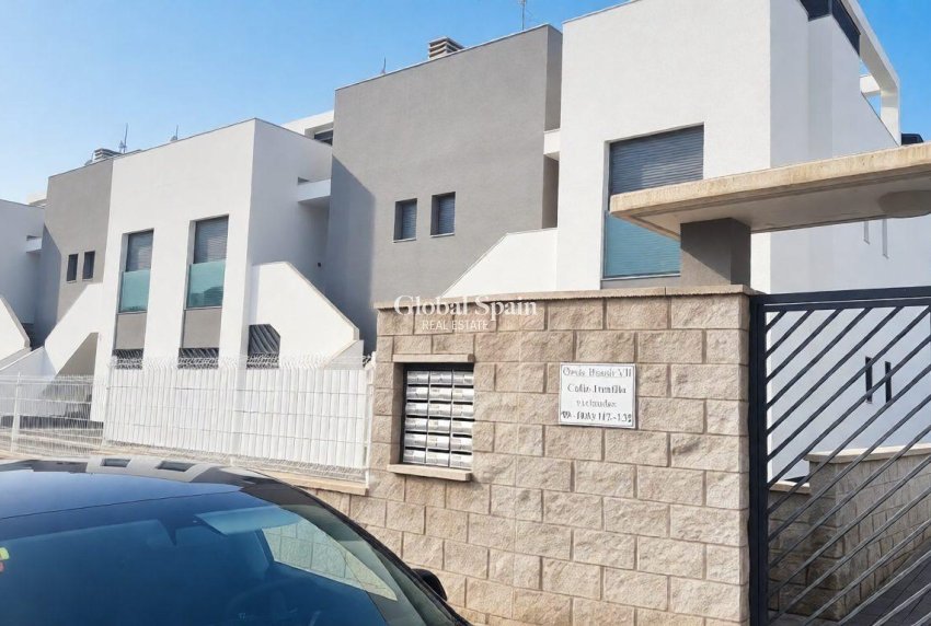 Wederverkoop - PENTHOUSE -
TORREVIEJA - Costa Blanca