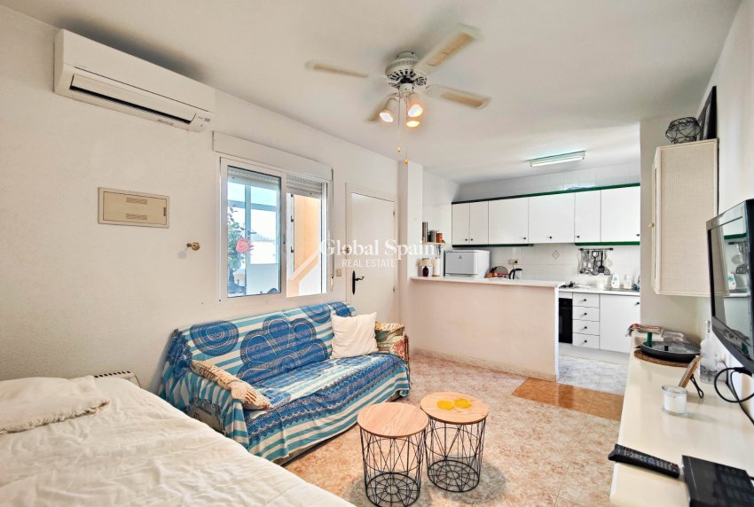 Wederverkoop - PENTHOUSE -
TORREVIEJA - Costa Blanca