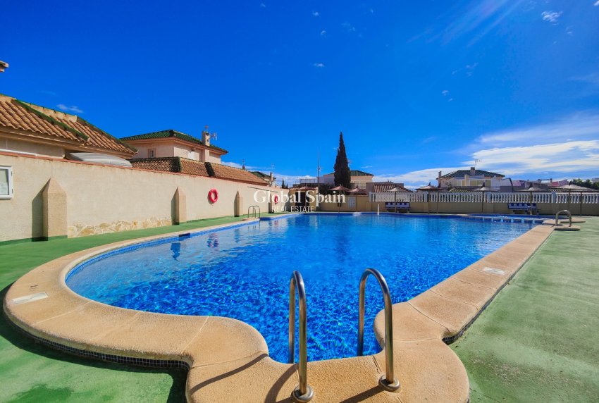 Wederverkoop - PENTHOUSE -
TORREVIEJA - Costa Blanca