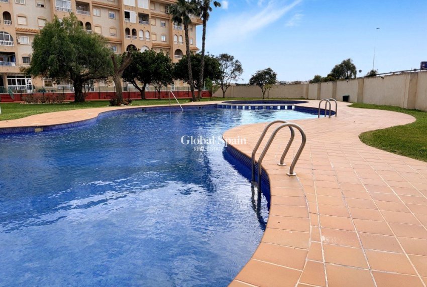 Wederverkoop - PENTHOUSE -
TORREVIEJA - Costa Blanca