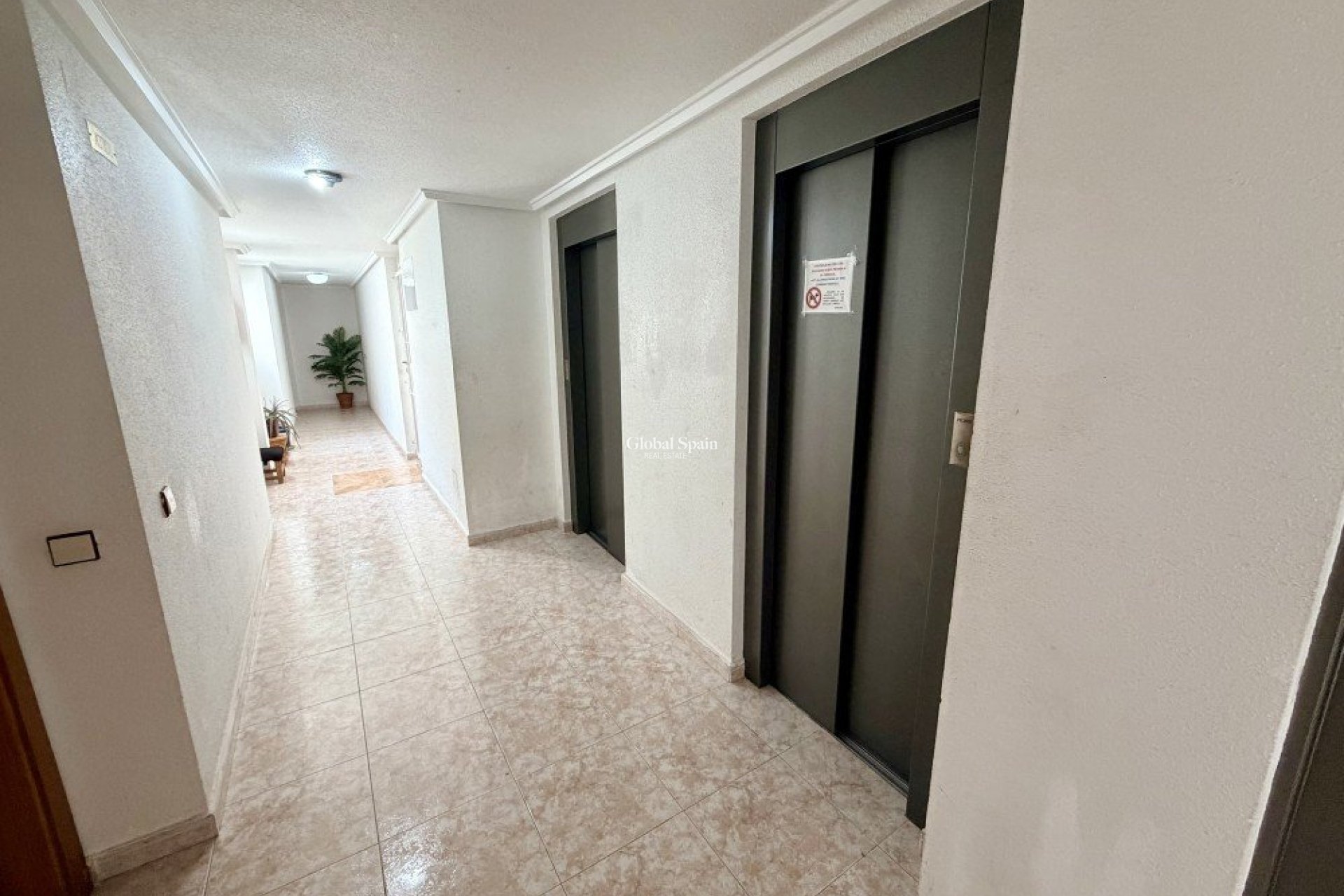 Wederverkoop - PENTHOUSE -
TORREVIEJA - Costa Blanca