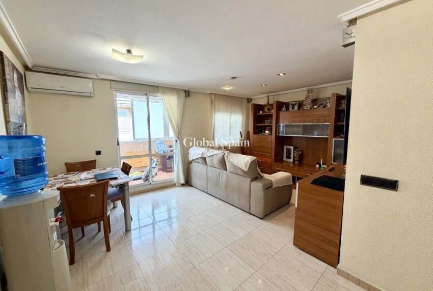 Wederverkoop - PENTHOUSE -
TORREVIEJA - Costa Blanca