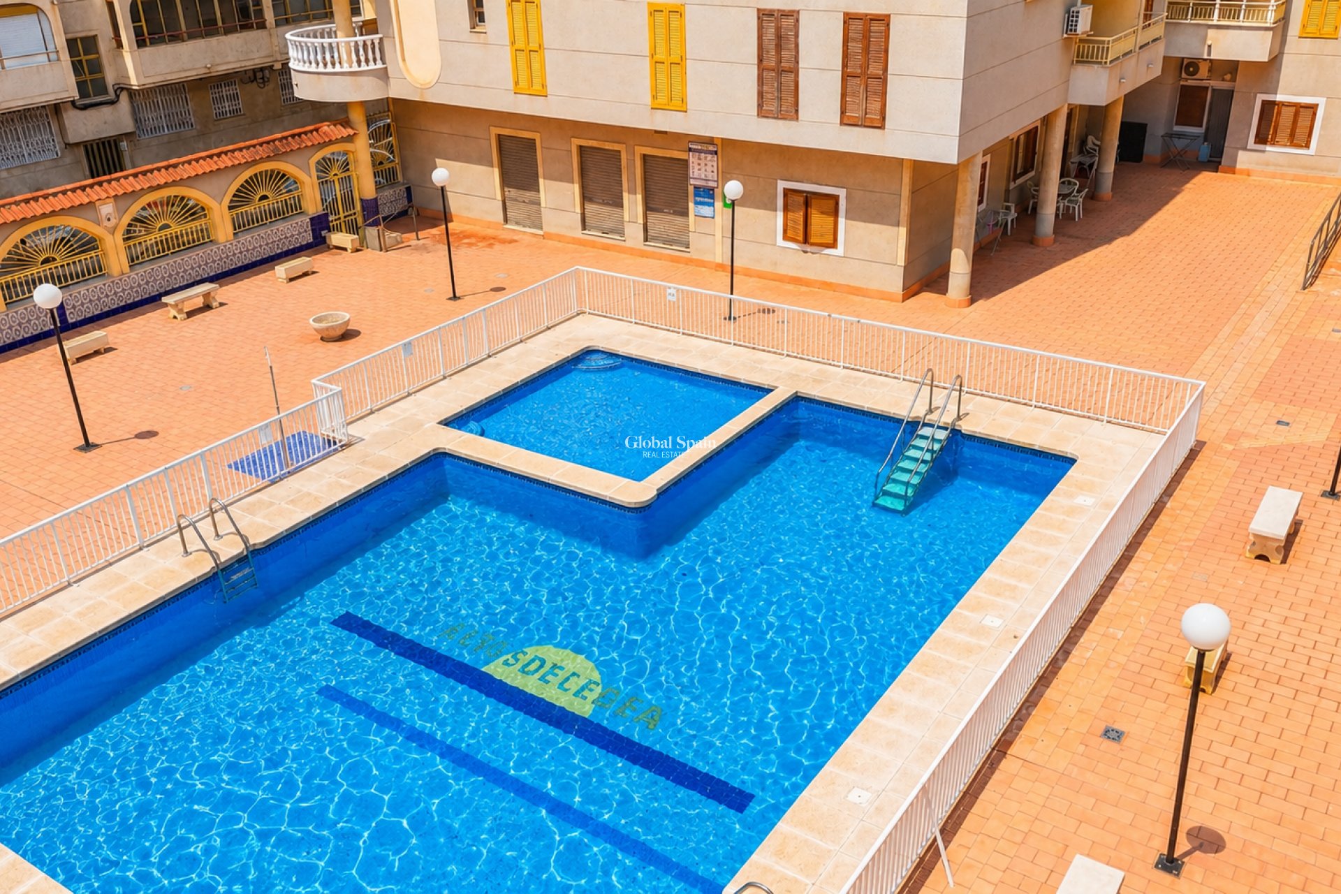 Wederverkoop - PENTHOUSE -
TORREVIEJA - Costa Blanca