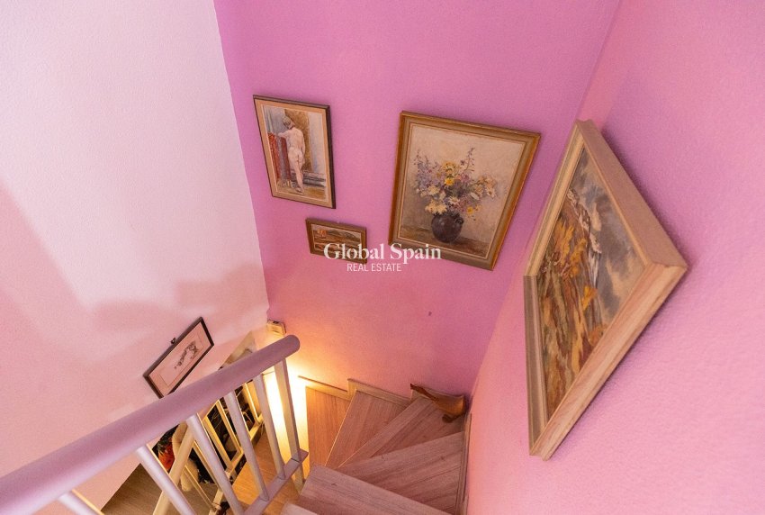 Wederverkoop - PENTHOUSE -
TORREVIEJA - Costa Blanca