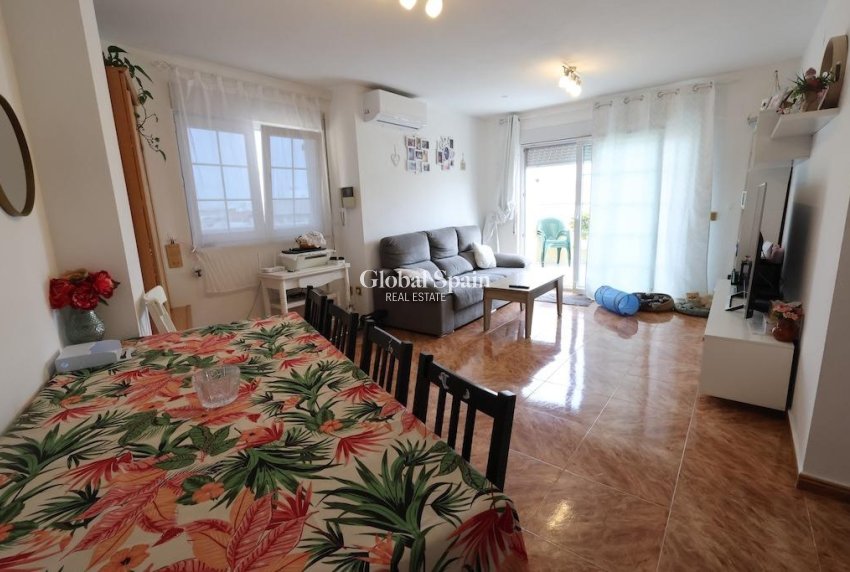 Wederverkoop - PENTHOUSE -
TORREVIEJA - Costa Blanca