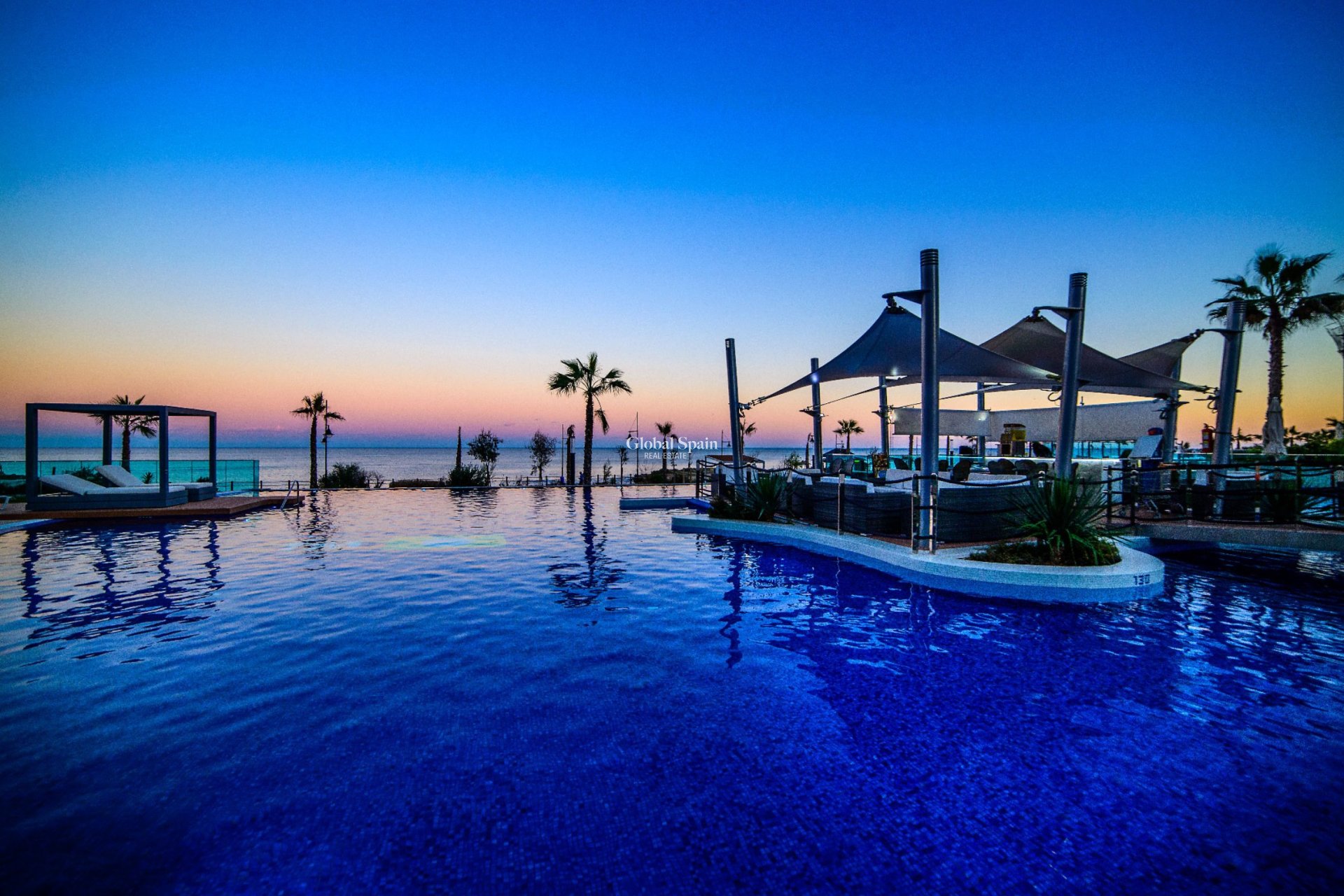 Wederverkoop - PENTHOUSE -
TORREVIEJA - Costa Blanca