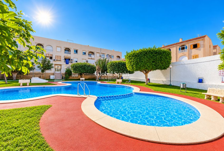 Wederverkoop - PENTHOUSE -
TORREVIEJA - Costa Blanca