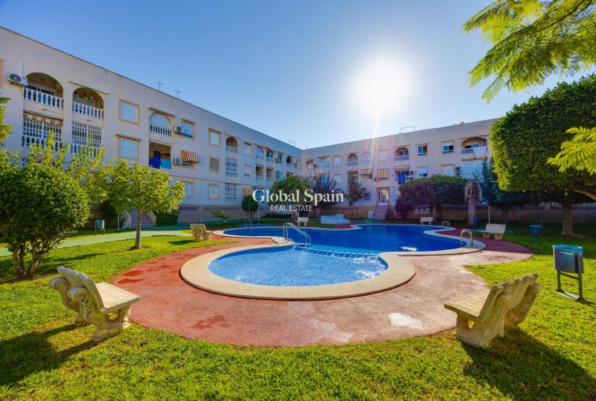 Wederverkoop - PENTHOUSE -
TORREVIEJA - Costa Blanca