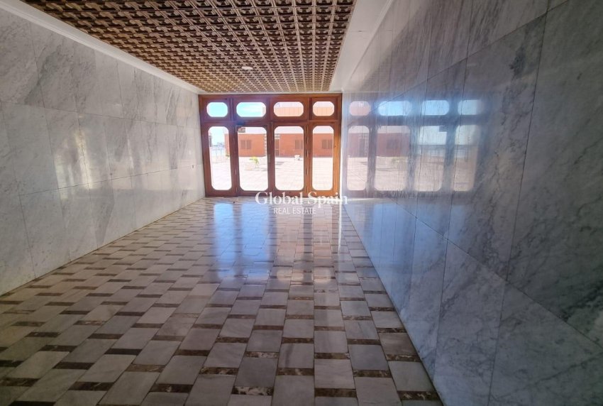 Wederverkoop - PENTHOUSE -
TORREVIEJA - El Acequión - Los Náufragos