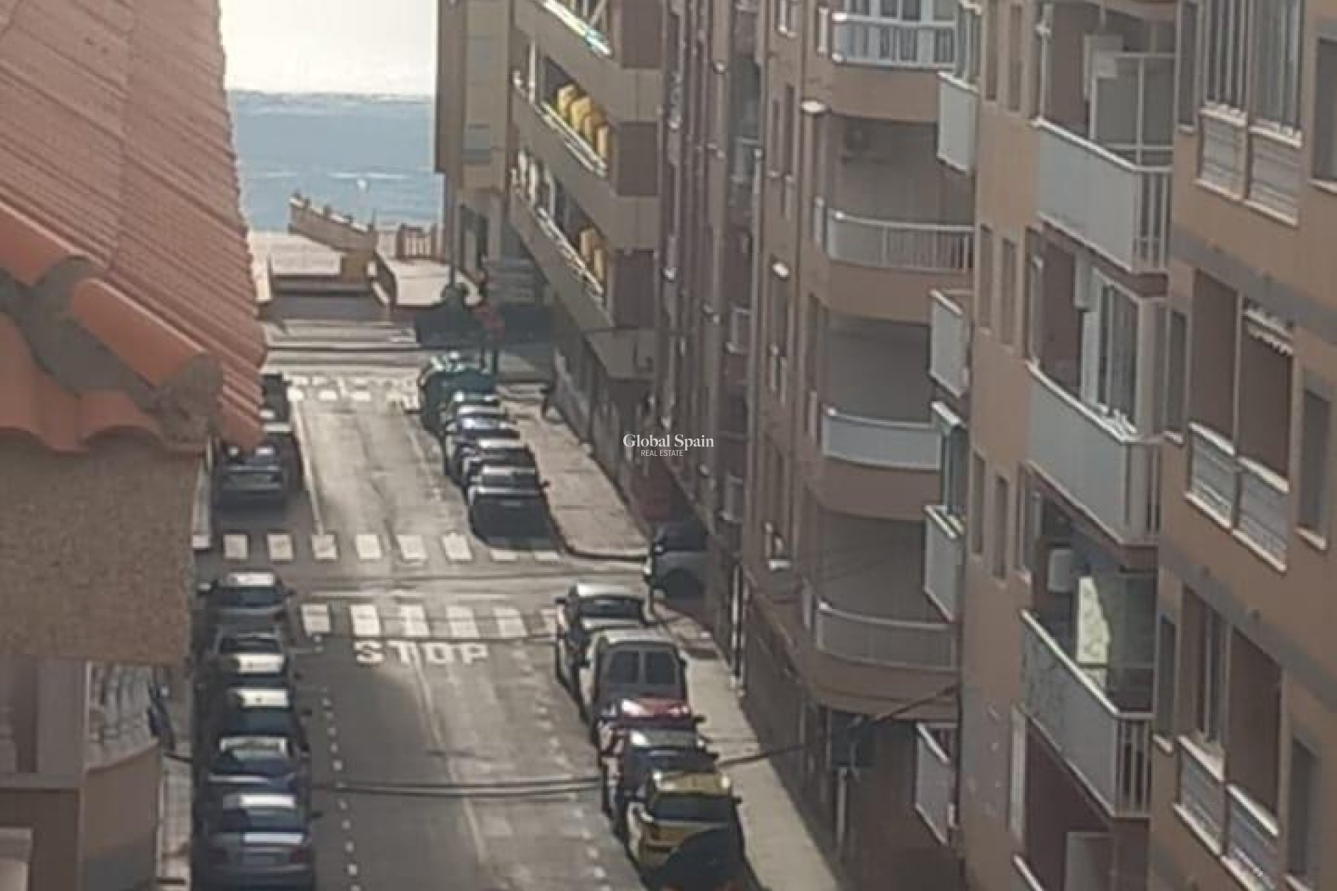 Wederverkoop - PENTHOUSE -
TORREVIEJA - El Acequión - Los Náufragos