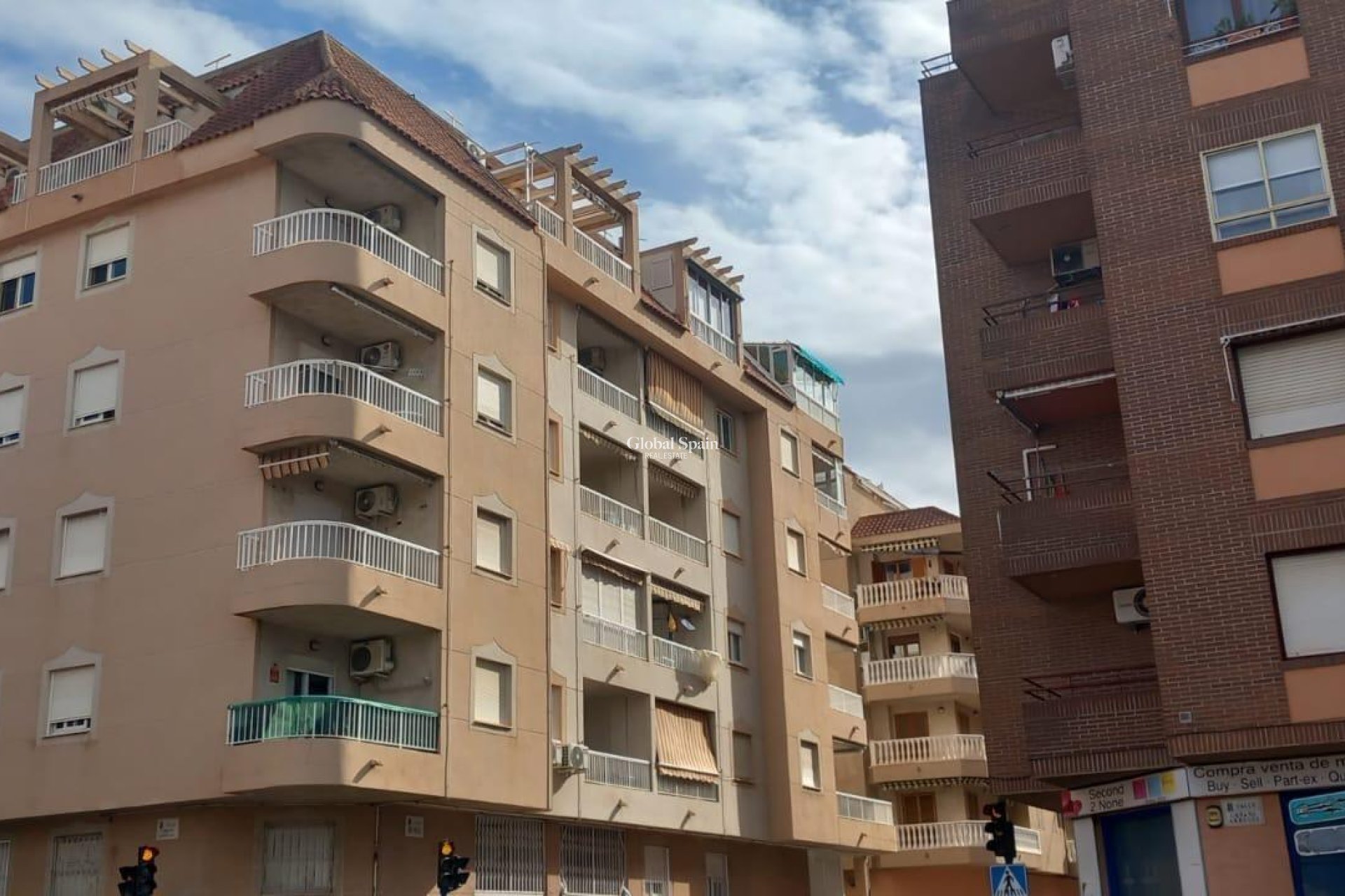 Wederverkoop - PENTHOUSE -
TORREVIEJA - El Acequión - Los Náufragos