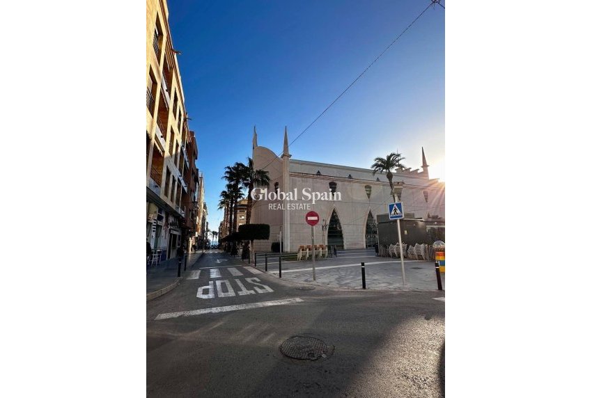 Wederverkoop - Penthouse -
TORREVIEJA - Estacion de autobuses