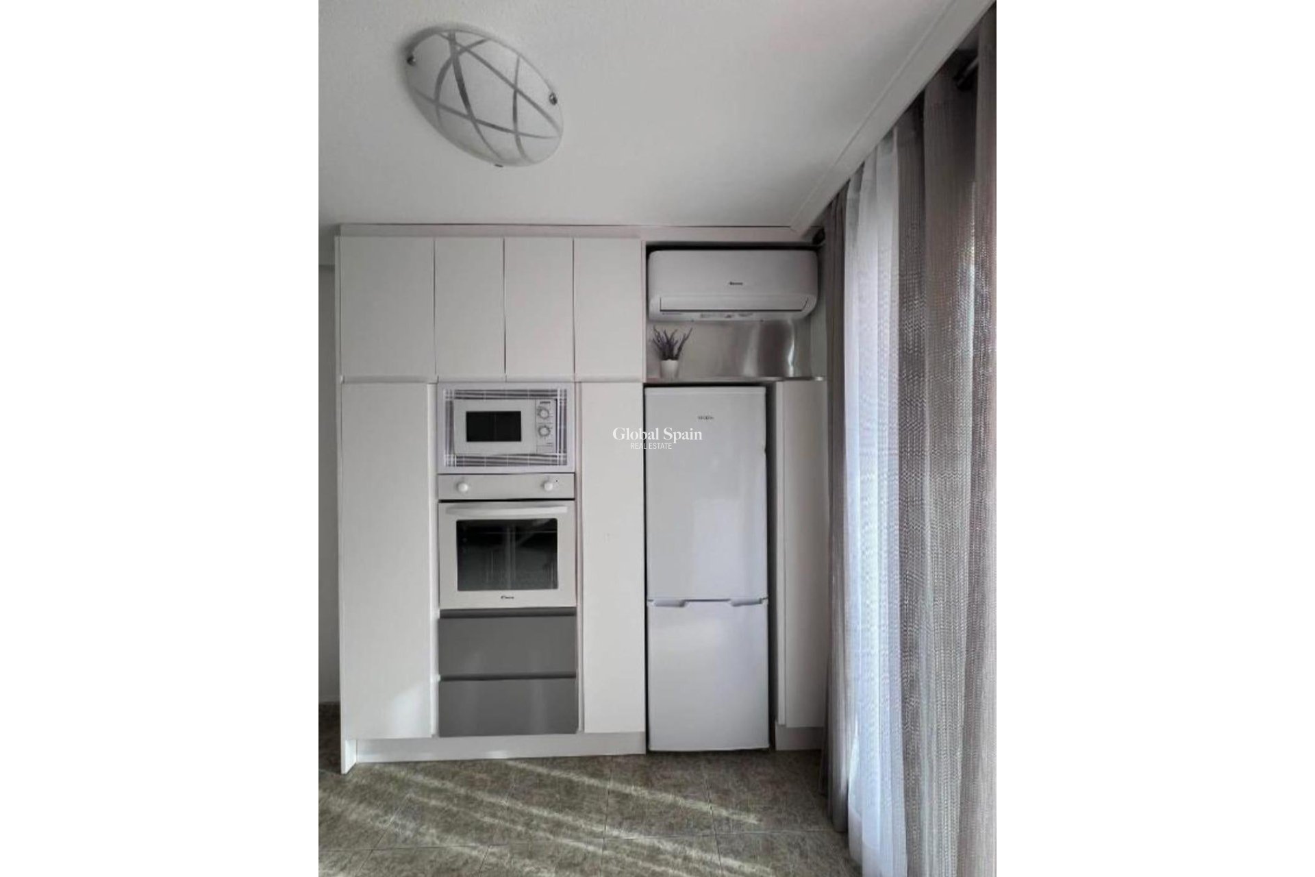 Wederverkoop - Penthouse -
TORREVIEJA - Estacion de autobuses