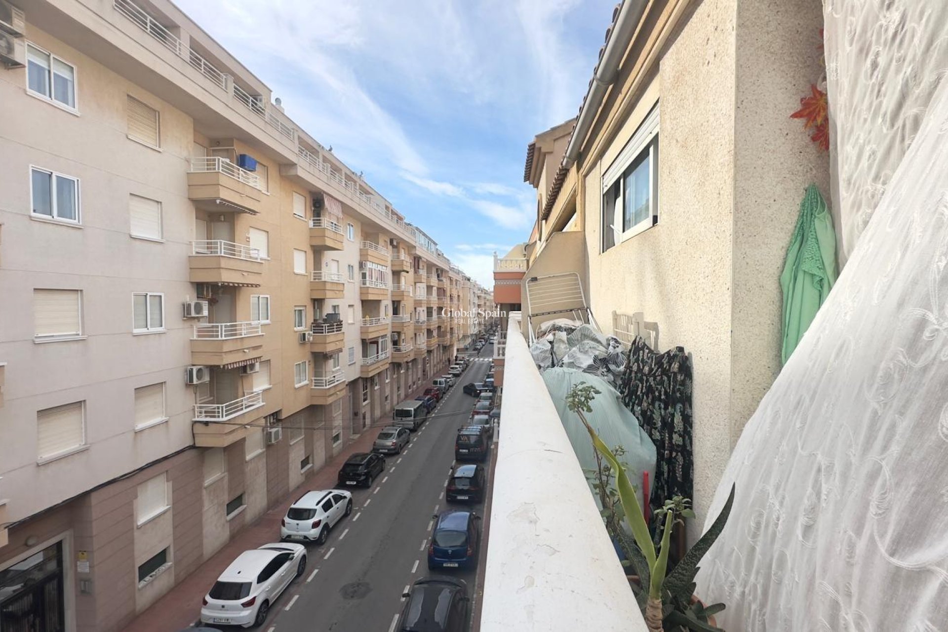 Wederverkoop - PENTHOUSE -
TORREVIEJA - Estacion de autobuses