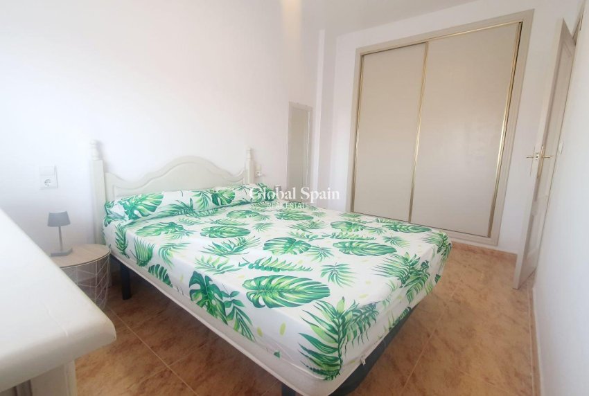 Wederverkoop - PENTHOUSE -
TORREVIEJA - Estacion de autobuses