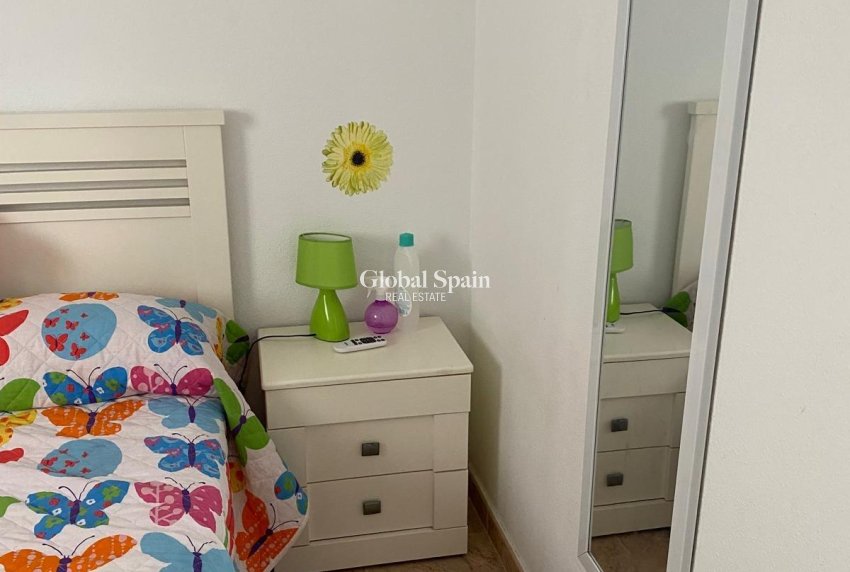 Wederverkoop - PENTHOUSE -
TORREVIEJA - Estacion de autobuses