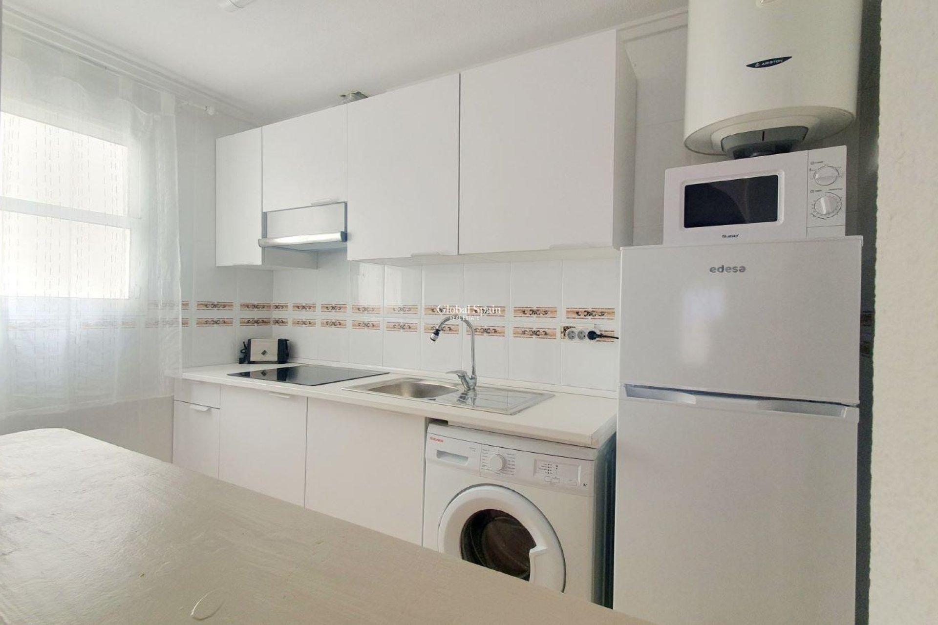 Wederverkoop - PENTHOUSE -
TORREVIEJA - Estacion de autobuses