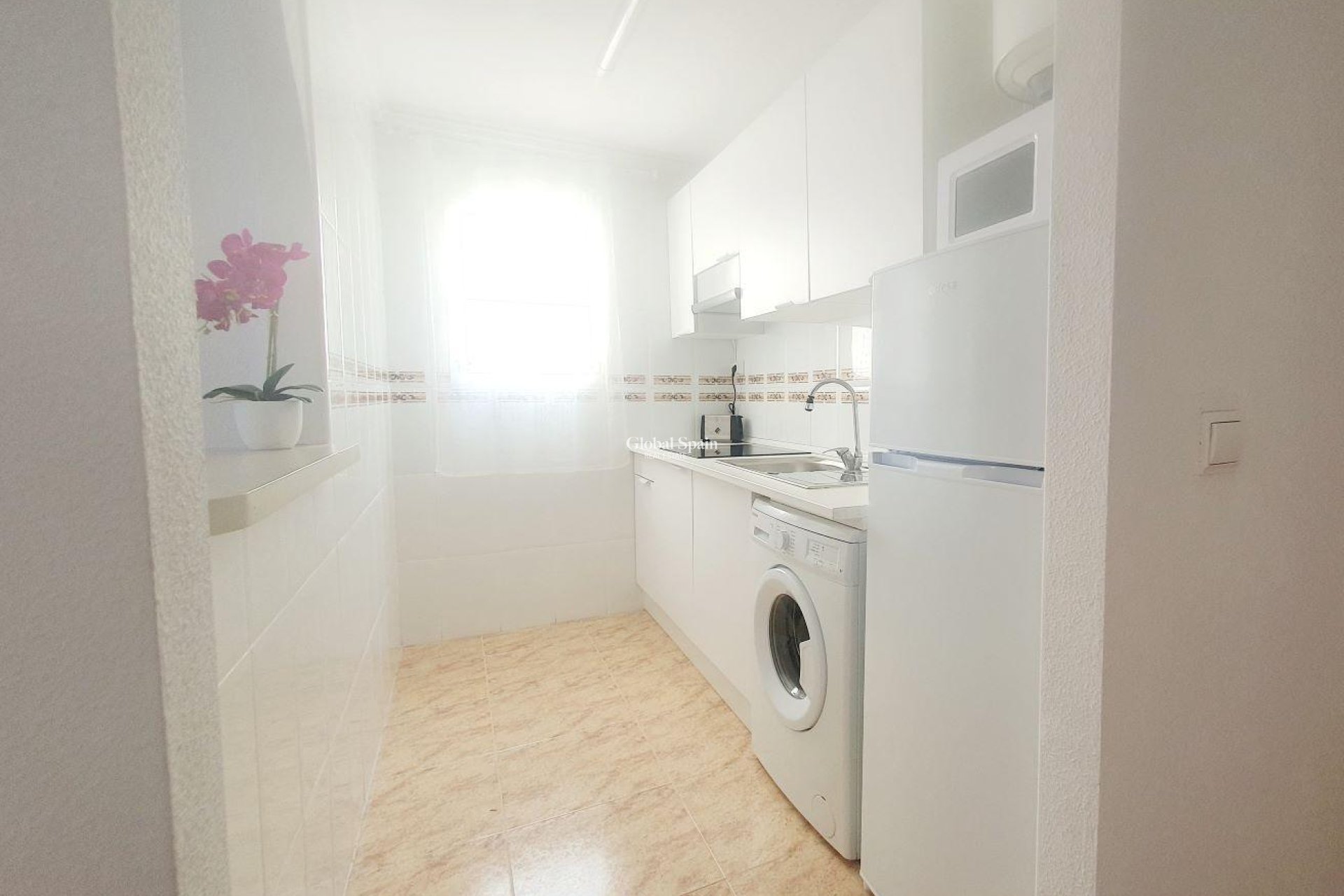Wederverkoop - PENTHOUSE -
TORREVIEJA - Estacion de autobuses