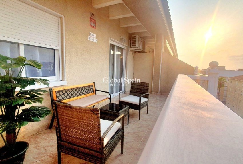 Wederverkoop - PENTHOUSE -
TORREVIEJA - Estacion de autobuses