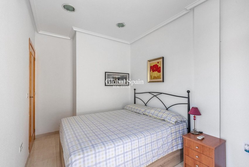 Wederverkoop - PENTHOUSE -
TORREVIEJA - Estacion de autobuses