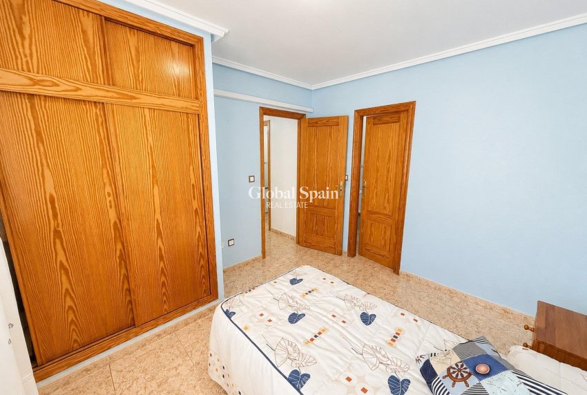 Wederverkoop - PENTHOUSE -
TORREVIEJA - Estacion de autobuses
